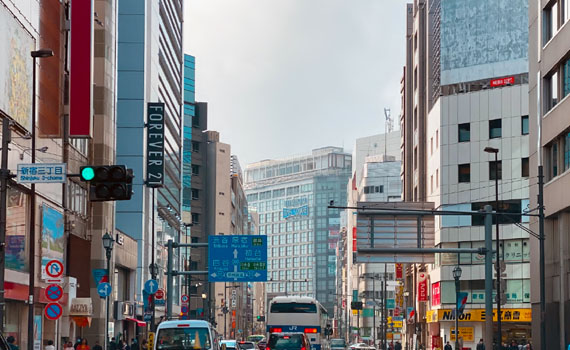 【东京都新宿核心区稀有可DIY空地】交通便利灵活多用，7980万円买到就赚到！